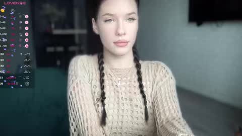 Snapshot of your_sweet_angel_ chatting on February 2025 10:48:02 AM Mia online show from February 2025 10:48:02 AM