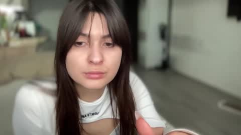 Snapshot of your_sweet_angel_ chatting on February 2025 02:59:02 PM Mia online show from February 2025 02:59:02 PM