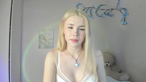 Snapshot of your_tender_doll chatting on March 2026 02:34:01 PM Alice online show from March 2026 02:34:01 PM