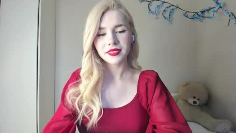 Snapshot of your_tender_doll chatting on March 2026 02:10:01 PM Alice online show from March 2026 02:10:01 PM