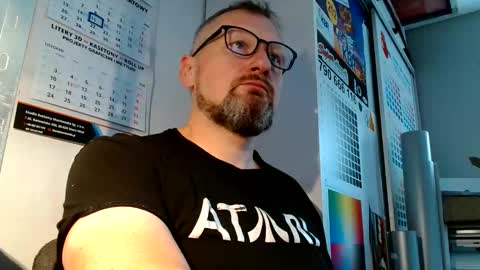 Snapshot of your_tipie chatting on October 2025 08:26:02 AM your_tipie online show from October 2025 08:26:02 AM