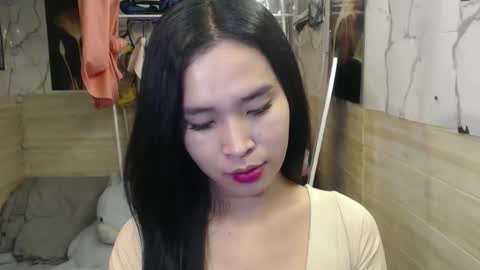 Snapshot of your_twinkletoes18 chatting on April 2026 03:42:02 PM your_twinkletoes18 online show from April 2026 03:42:02 PM