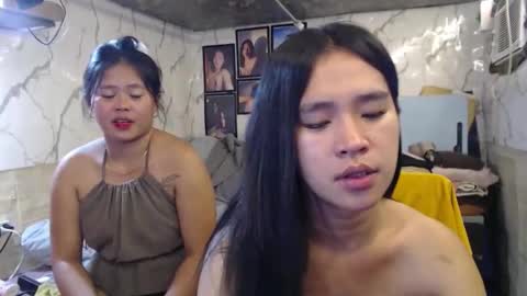 Snapshot of your_twinkletoes18 chatting on May 2026 04:48:02 PM your_twinkletoes18 online show from May 2026 04:48:02 PM
