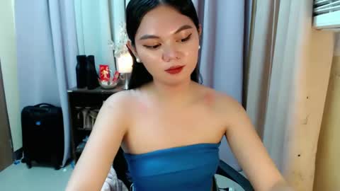 Snapshot of yourangelictransgirl chatting on December 2024 08:48:01 PM Hi its me Yna online show from December 2024 08:48:01 PM