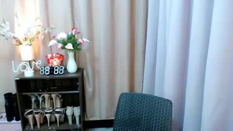 Snapshot of yourangelictransgirl chatting on October 2025 01:31:01 PM Hi its me Yna online show from October 2025 01:31:01 PM