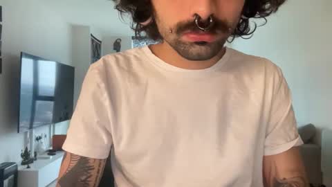 yourboo25 online show from February 2026 04:25:01 PM