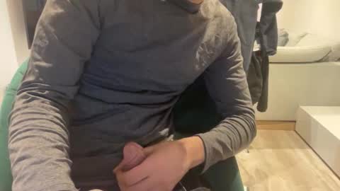 yourboo25 online show from March 2026 05:31:02 AM