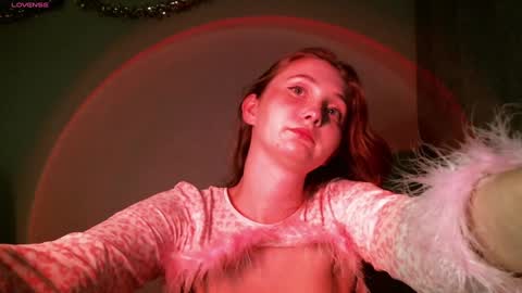 creamysister online show from December 2024 06:17:02 PM