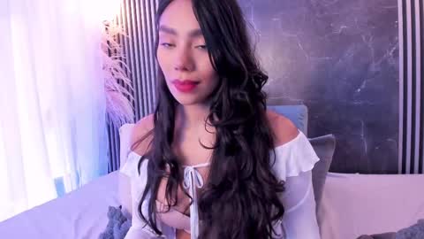 Snapshot of yourcutemolly chatting on March 2025 08:10:02 AM Selena online show from March 2025 08:10:02 AM