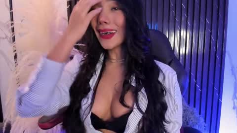 Snapshot of yourcutemolly chatting on March 2025 05:18:02 AM Selena online show from March 2025 05:18:02 AM