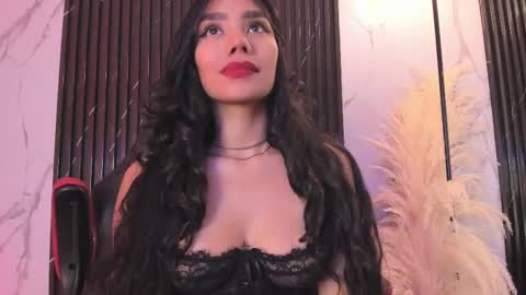 Snapshot of yourcutemolly chatting on March 2025 02:17:02 AM Selena online show from March 2025 02:17:02 AM