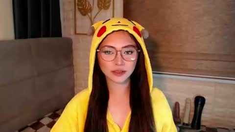 Snapshot of yourdevilsweettsx chatting on January 2025 09:27:01 AM JEN online show from January 2025 09:27:01 AM