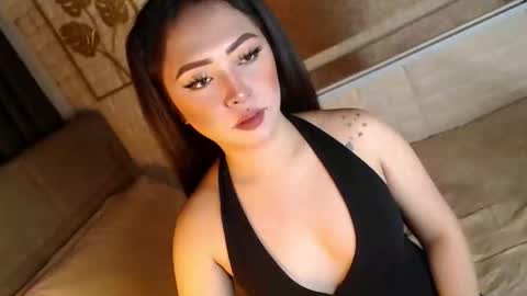 Snapshot of yourdevilsweettsx chatting on October 2025 11:23:02 AM JEN online show from October 2025 11:23:02 AM