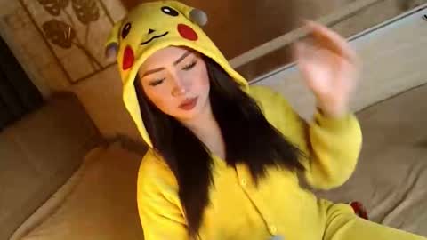 Snapshot of yourdevilsweettsx chatting on November 2025 10:54:01 AM JEN online show from November 2025 10:54:01 AM