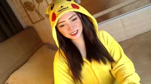 Snapshot of yourdevilsweettsx chatting on November 2025 10:48:02 AM JEN online show from November 2025 10:48:02 AM