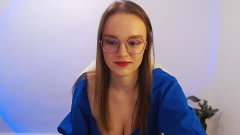 Snapshot of yourdreamray chatting on January 2025 09:13:01 PM Lana online show from January 2025 09:13:01 PM