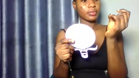 Snapshot of yourfavcamgirl_ chatting on February 2026 05:27:02 AM favcamgirl online show from February 2026 05:27:02 AM