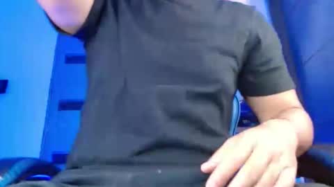 yourfavorite_bigclit online show from April 2026 09:07:01 AM