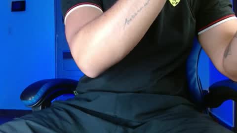 yourfavorite_bigclit online show from May 2026 11:48:01 AM