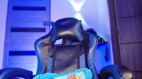 yourfavorite_bigclit online show from May 2026 08:53:01 AM