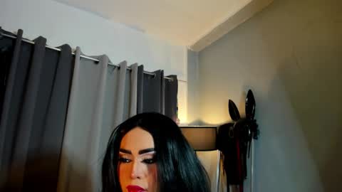  not into STINGY and CHEAP people online show from November 2025 11:27:01 PM