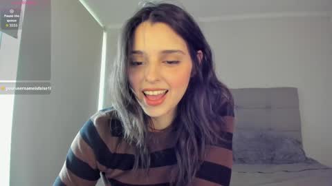 Helena online show from April 2026 09:16:01 PM