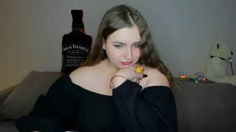 yourgem__ online show from December 2024 02:44:01 PM