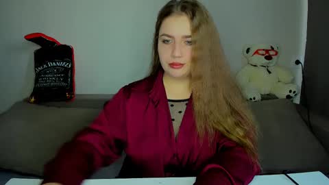 yourgem__ online show from October 2025 02:51:02 AM