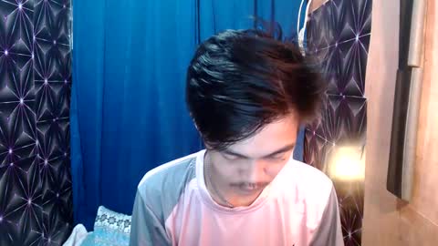 Snapshot of yourguy_josh23 chatting on December 2024 06:19:01 PM Josh online show from December 2024 06:19:01 PM