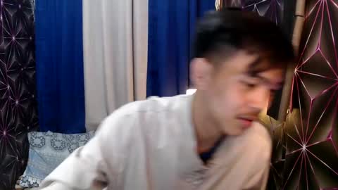 Snapshot of yourguy_josh23 chatting on December 2024 05:55:02 PM Josh online show from December 2024 05:55:02 PM