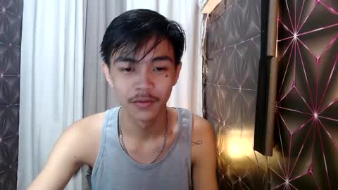 Snapshot of yourguy_josh23 chatting on January 2025 04:50:02 AM Josh online show from January 2025 04:50:02 AM