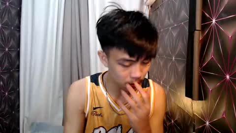 Snapshot of yourguy_josh23 chatting on February 2025 01:52:02 PM Josh online show from February 2025 01:52:02 PM