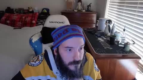 Snapshot of yourhighnessthis9inch chatting on December 2025 05:50:01 PM Sh online show from December 2025 05:50:01 PM