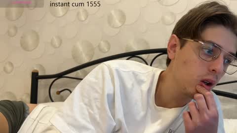 Snapshot of yourhotchristian chatting on January 2025 07:24:01 AM Chris online show from January 2025 07:24:01 AM