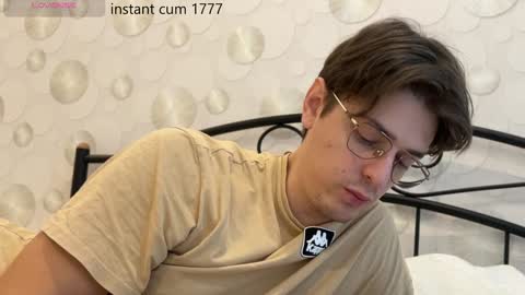 Snapshot of yourhotchristian chatting on January 2025 07:41:01 AM Chris online show from January 2025 07:41:01 AM