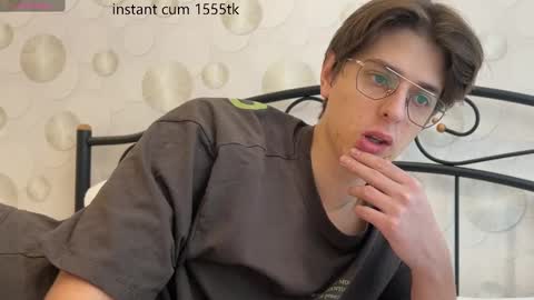 Snapshot of yourhotchristian chatting on February 2025 07:15:01 AM Chris online show from February 2025 07:15:01 AM