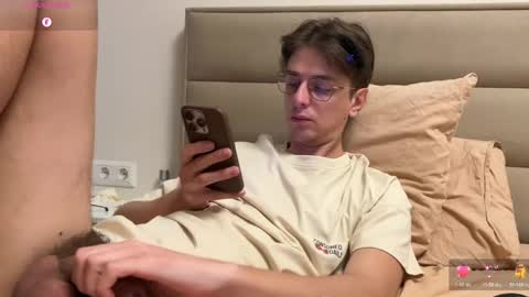 Chris online show from May 2026 07:35:01 AM