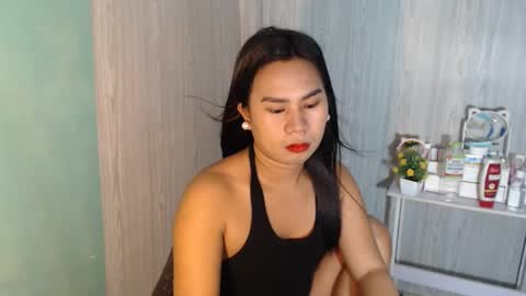 Snapshot of yourhottie_winxxx chatting on December 2025 11:00:02 PM Mauie online show from December 2025 11:00:02 PM