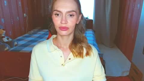 Snapshot of yourladysunshine chatting on July 2026 05:53:02 AM Ksyusha online show from July 2026 05:53:02 AM
