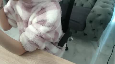 yourlilsin online show from March 2026 09:26:02 AM