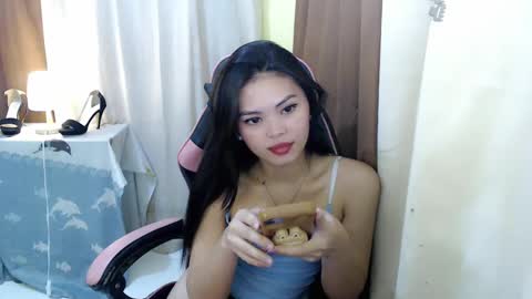 Snapshot of yourlovelytranspinay chatting on February 2025 03:56:02 AM your lovely Dina online show from February 2025 03:56:02 AM