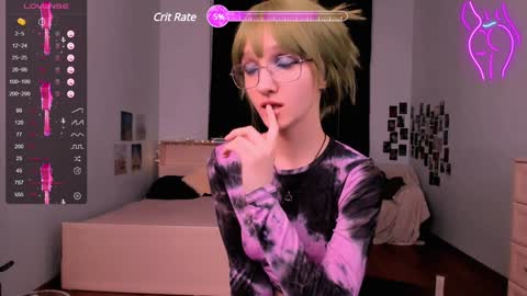 my name is Liana ntmu  online show from December 2024 11:22:01 PM