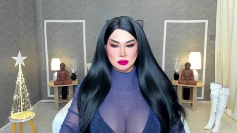 Carla online show from December 2024 10:18:02 AM