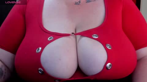 Snapshot of yourmila_ac chatting on January 2025 03:44:01 AM Milla 3 online show from January 2025 03:44:01 AM