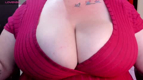 Snapshot of yourmila_ac chatting on January 2025 03:41:01 AM Milla 3 online show from January 2025 03:41:01 AM