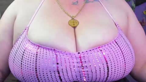 Snapshot of yourmila_ac chatting on October 2025 09:43:02 PM Milla 3 online show from October 2025 09:43:02 PM