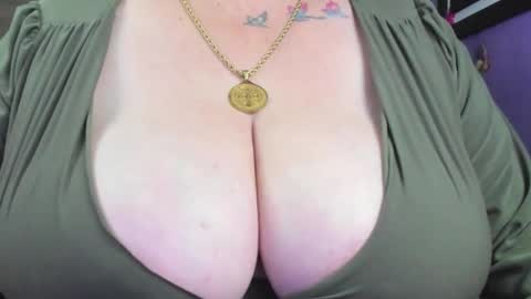 Snapshot of yourmila_ac chatting on October 2025 09:57:02 PM Milla 3 online show from October 2025 09:57:02 PM