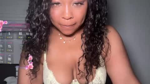 YOURMOMMY online show from June 2026 11:13:02 AM