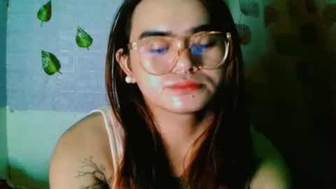 yourprincessthea online show from December 2025 06:35:02 PM