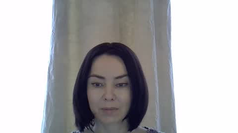 yoursofia_ online show from November 2025 09:53:01 AM